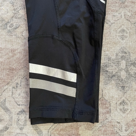 Virus Compression Crop Workout Pant Black - Picture 5 of 6